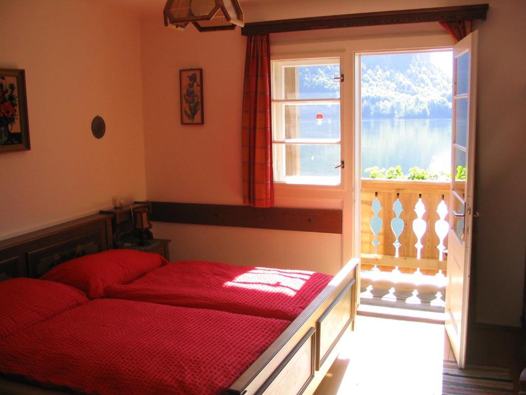 Pension Sarstein Hallstatt Room photo